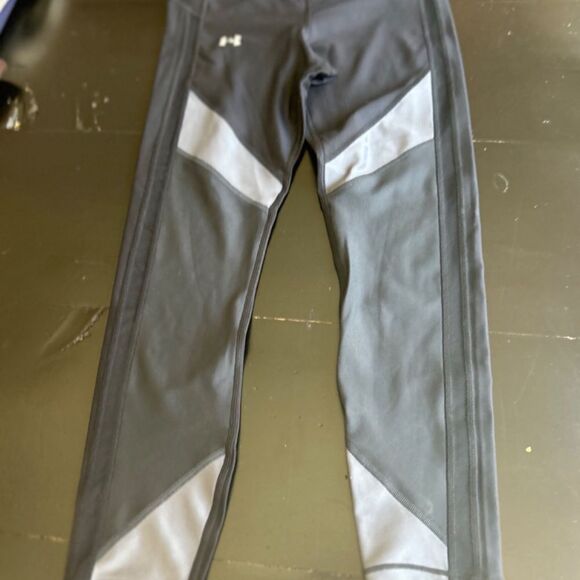 Under Armour HG Color Blocked Ankle Crop 24" Leggings - Picture 7 of 7